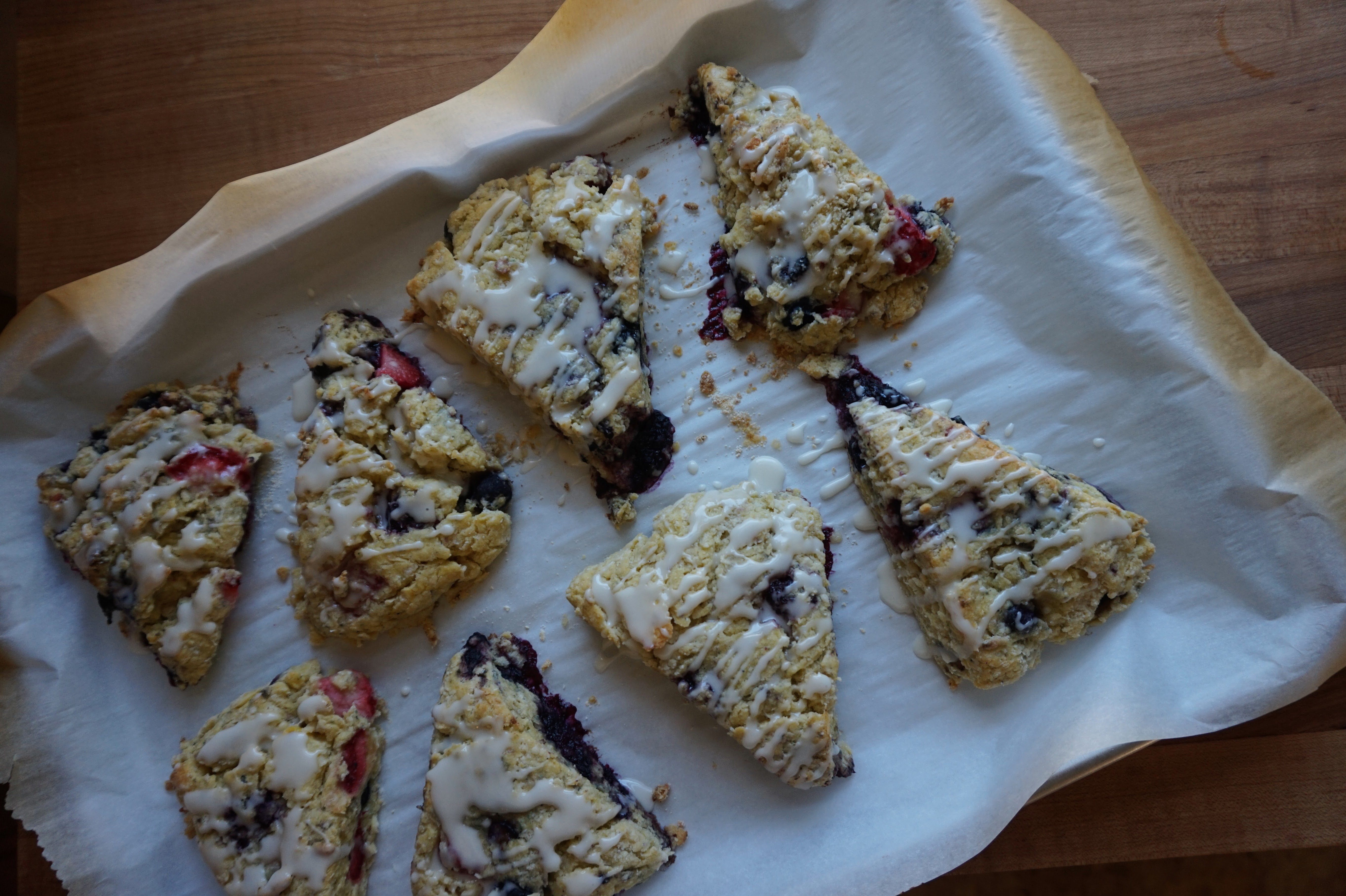 Mixed Berry Sourdough Discard Scones with Lemon Glaze